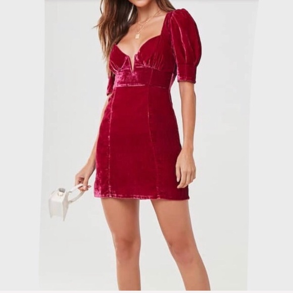 Forever 21 Dresses & Skirts - Forever 21 Velvet Cutout Dress